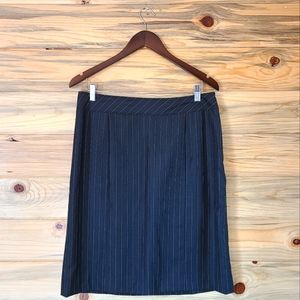 Isaac Mizrahi Black Striped Skirt. Ladies Size 10